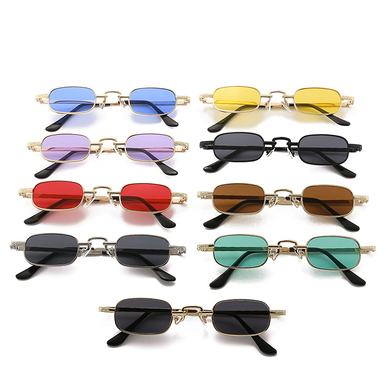 Street Fashion Photography - Nuevas Gafas de Sol Cuadradas de