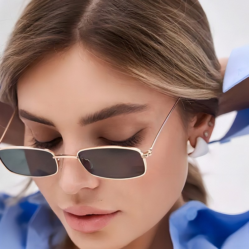 Street Fashion Photography - Nuevas Gafas de Sol Cuadradas Clásicas
