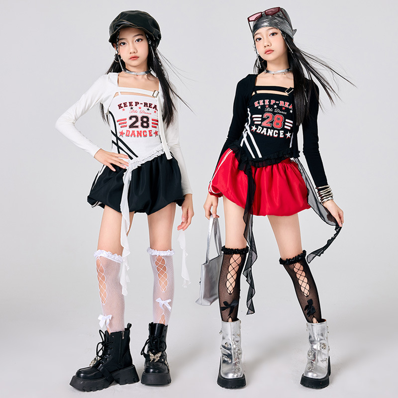 Nuevos trajes de escenario de  - Street Fashion Show reseña y precio