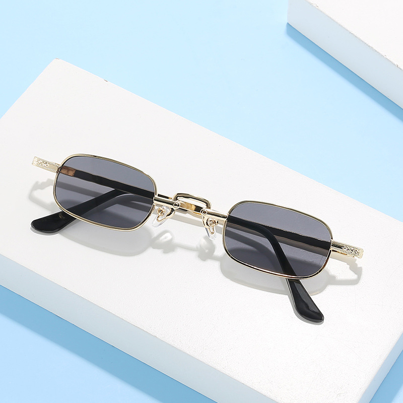 Nuevas Gafas de Sol Cuadradas  - Street Fashion Photography reseña y precio