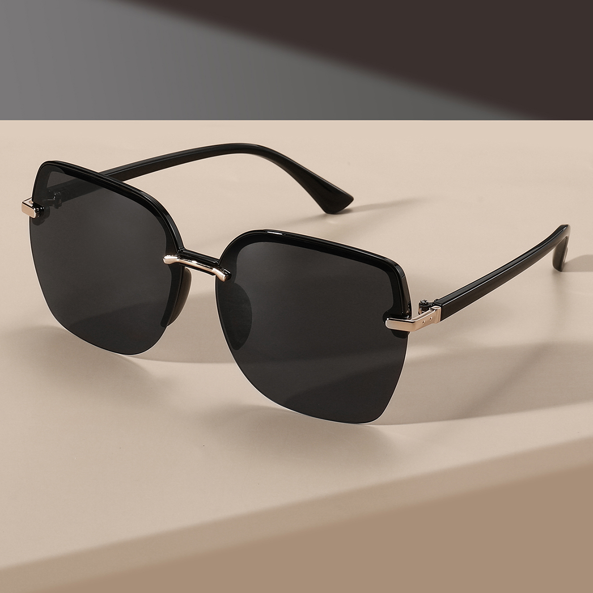 Gafas retro minimalistas con m - Street Fashion Photography reseña y precio